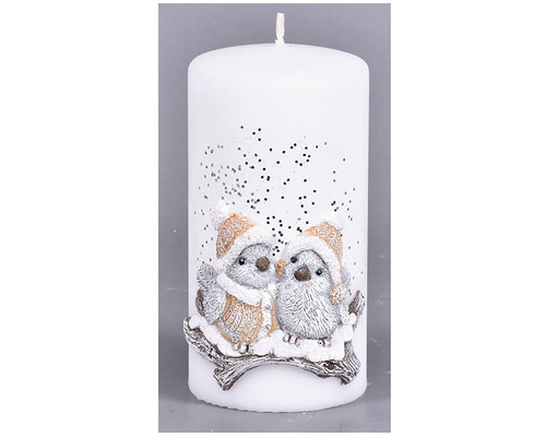 Vianočná sviečka valec VTÁČIKY Ø 7 x 14 cm biela Dekoračná sviečka s motívom vtáka