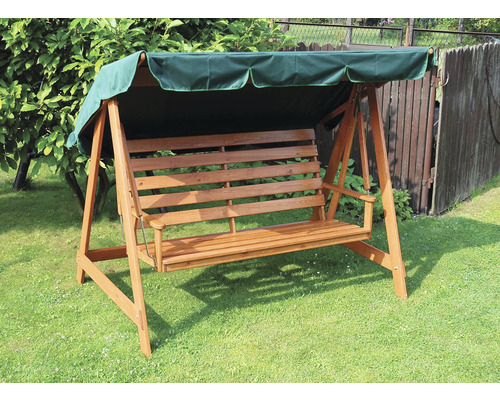 Drevená hojdačka so strieškou do záhrady