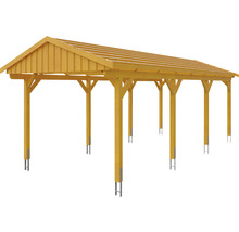 Drevený carport so strešnou konštrukciou a podpernými stĺpikmi