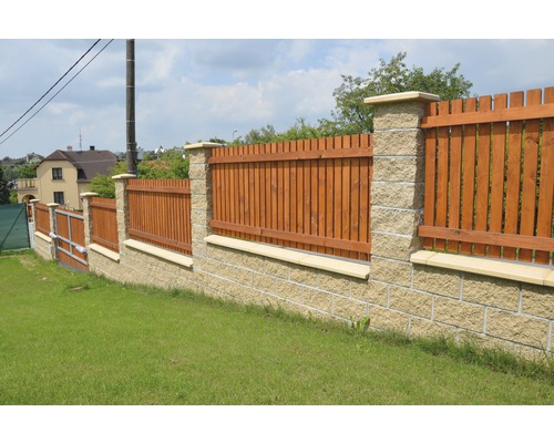 Betónový plot Face Blocks okrový trojstranný 40 x 19,5 cm Záhradný plot z kameňa a dreva