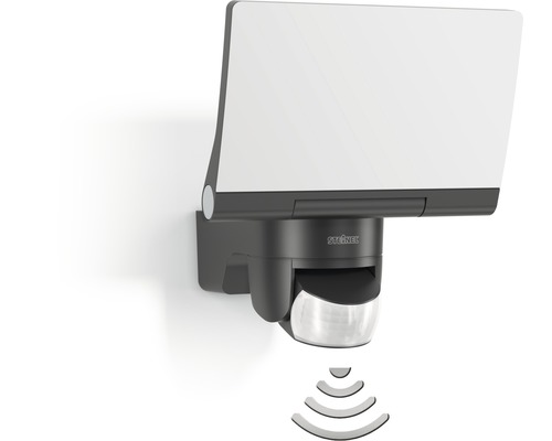 Vonkajší reflektor Steinel s pohybovým senzorom