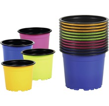 Viacfarebné plastové kvetináče v súprave