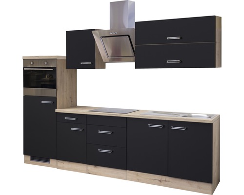 Kompletná kuchyňa so závesnými skrinkami, digestorom, drezom, sporákom a rúrou