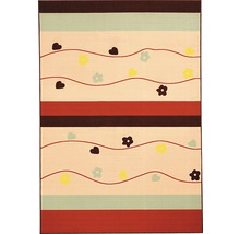 Koberec s pruhmi, srdiečkami a kvetinovým vzorom