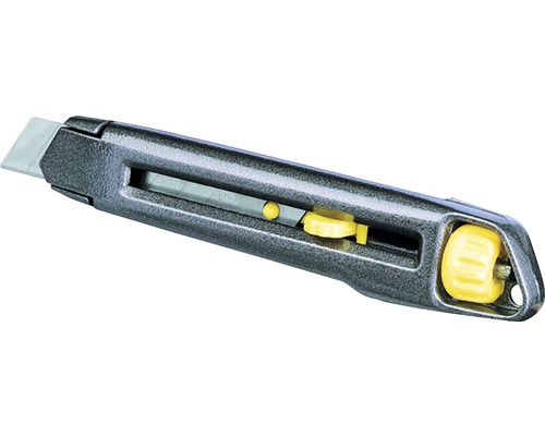 Nôž na koberce s čepeľou