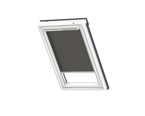 Strešné okno so zatemňovacou roletou