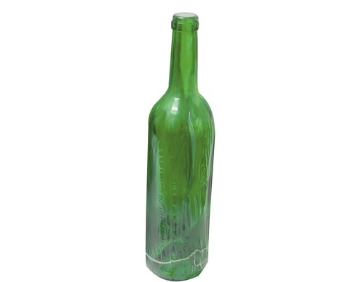 Zelená fľaša na víno s ochrannou fóliou