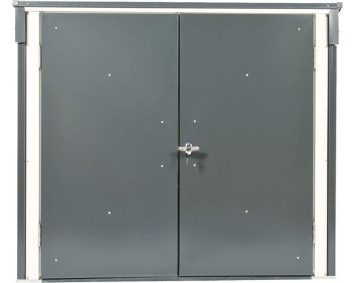 Dvojité dvere záhradného domčeka