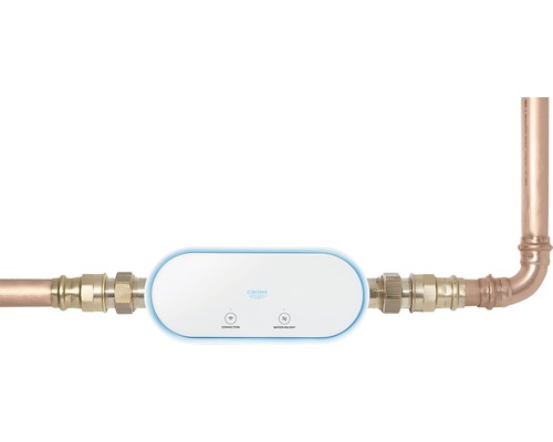 Systém riadenia vody Grohe Sense Guard namontovaný na vodovodné potrubie