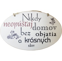 Dekoratívna drevená tabuľa so slovenským nápisom