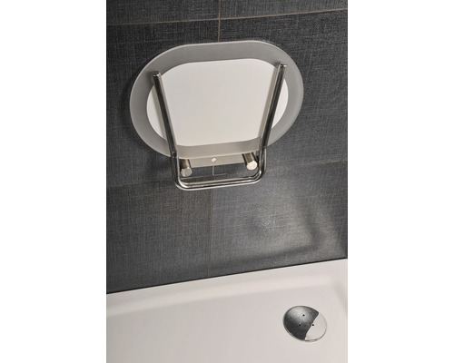 Sklopné sprchové sedadlo na montáž na stenu v kúpeľni