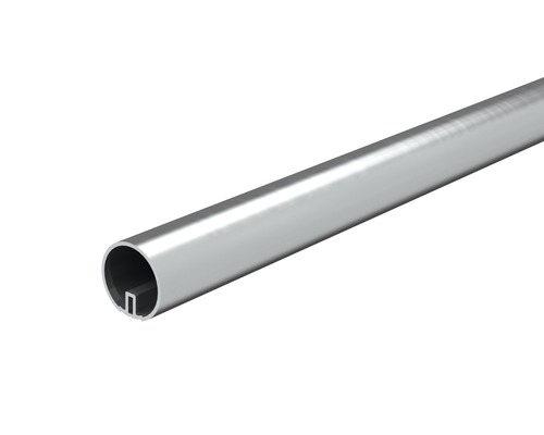 Kovová šatníková tyč