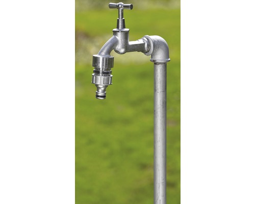 Kovový záhradný výtokový kohútik s vodovodným kohútikom a hadicovou prípojkou