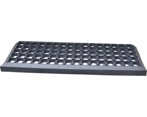 Gumová rohož s otvormi