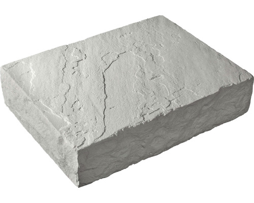 Betónový schod BRADSTONE Old Town slonovinový 45x35x10 cm Betónový kameň s hrubým povrchom