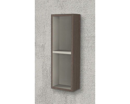 Vysoká nástenná polica s jednou priehradkou na uskladnenie.