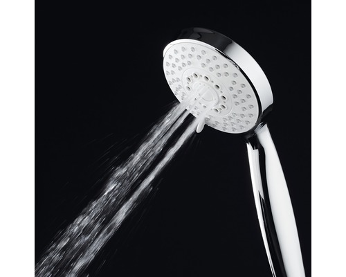 Ručná sprcha s prúdom vody