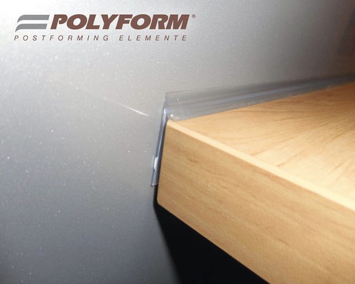 Polyform postforming prvok na ochranu hrán