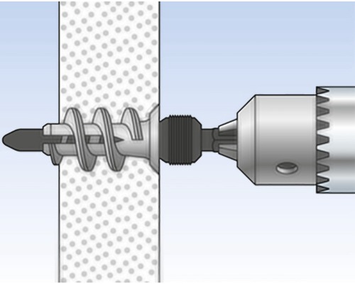 Vŕtací stroj s hmoždinkou v stene