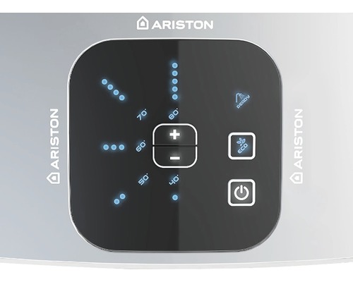 Logo Ariston a digitálne ovládanie ohrievača vody s indikáciou teploty