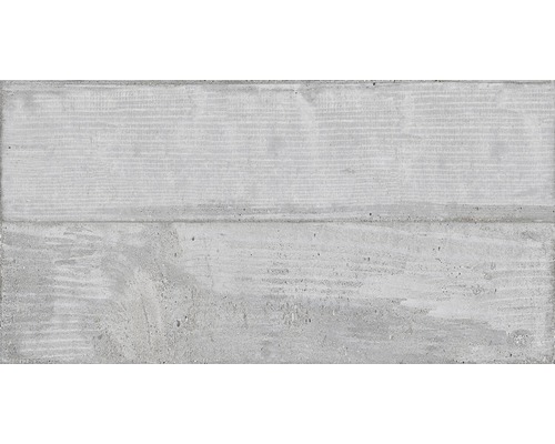 Betónová dlaždica s drevenou štruktúrou