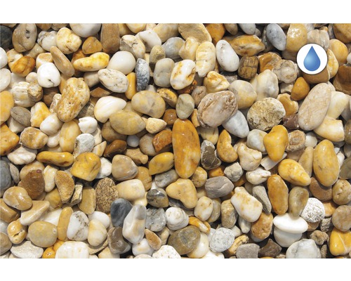 Detailný záber žltých a bielych okrasných kamienkov so symbolom odolnosti voči vode