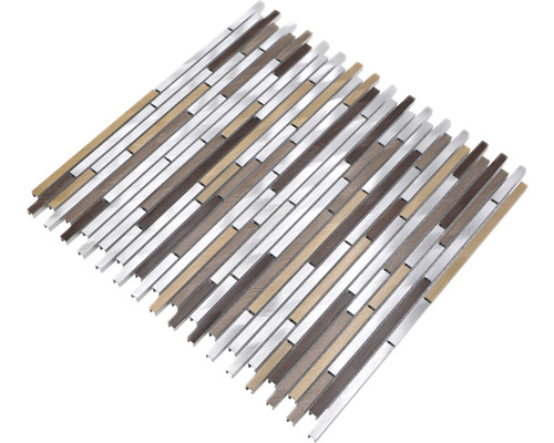 Mozaiková dlaždica so vzhľadom dreva a kovovými prvkami