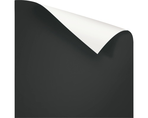 Čierna samolepiaca fólia s odnímateľnou bielou ochrannou fóliou.