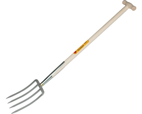 Záhradné vidly s drevenou rukoväťou a štyrmi hrotmi