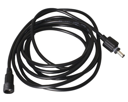 Predlžovací kábel s DC konektorom a zásuvkou