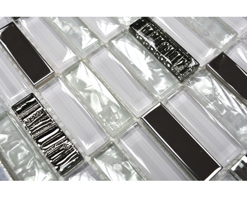 Mozaikové sklenené dlaždice podlhovastého tvaru