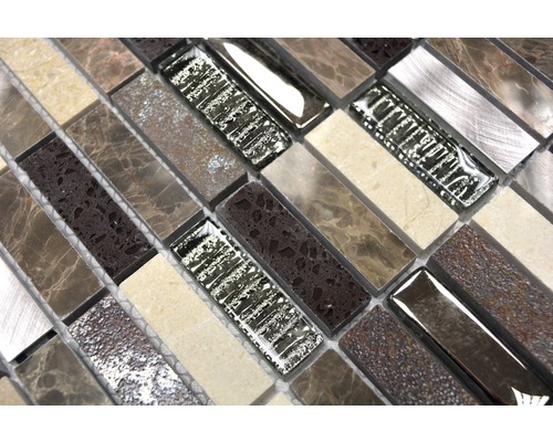 Mozaiková dlaždica so vzhľadom skla a kameňa