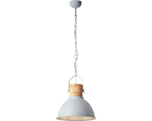 Závesná lampa s kovovým tienidlom a drevenými detailmi