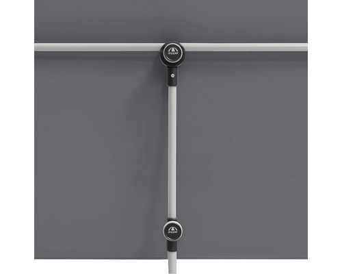 Detailný pohľad na slnečník s logom Doppler