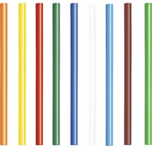 Viacfarebné plastové okrúhle tyče v rade