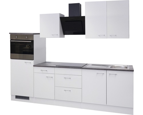 Kompletná kuchyňa s elektrospotrebičmi, pozostávajúca zo spodných skriniek, horných skriniek, drezu, sporáka a digestora.