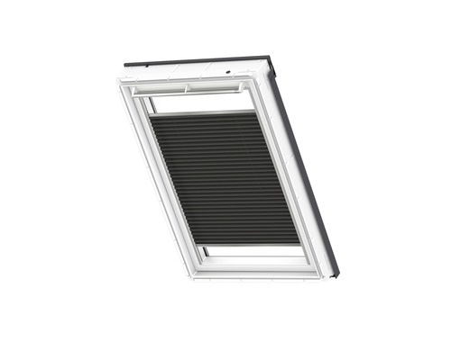 Strešné okno so zatvorenou plisovanou žalúziou