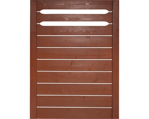 Drevený plot s vodorovnými lamelami a medzerami