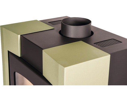 Detailný pohľad na kachle s dymovodom