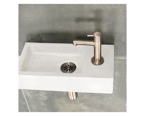 Umývadlo s batériou a odtokom