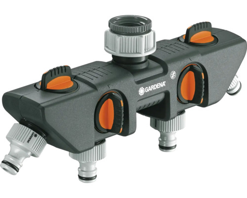 Rozdeľovač vody Gardena so štyrmi výstupmi na zavlažovanie záhrady