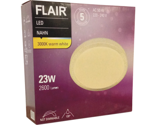 Balenie LED lampy Flair Nahn s 23 wattmi a 2600 lúmenmi