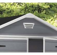 Detail záhradného domčeka s vetracou mriežkou