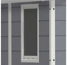 Detail záhradného domčeka s oknom