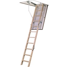 Rozložené drevené podkrovné schody.