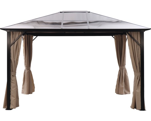 Pavilón so strechou a závesmi