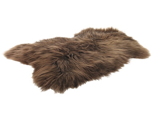 Hnedý koberec z ovčej kožešiny