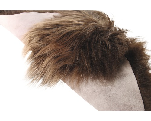 Hnedý koberec z umelej kožušiny s podložkou