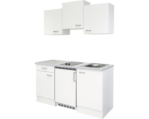 Kompaktná kuchyňa s drezom, varnou doskou, chladničkou a závesnými skrinkami