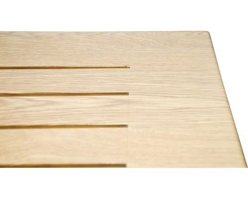 Drevená doska s drážkami